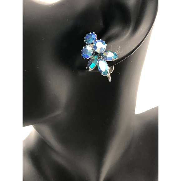 Vintage Screw back Sherman Cluster Rhinestone Earrings - Picture 3 of 8